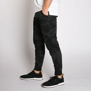 Mills Jogger Sweatpant Black Camo